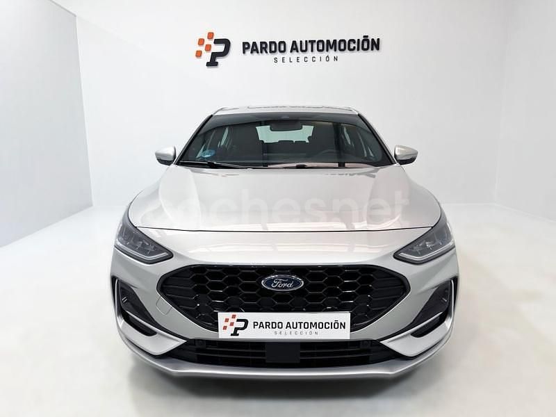 Usado Ford Focus ST-Line 125 CV (91 kW) 2023 Gris / plata Berlina