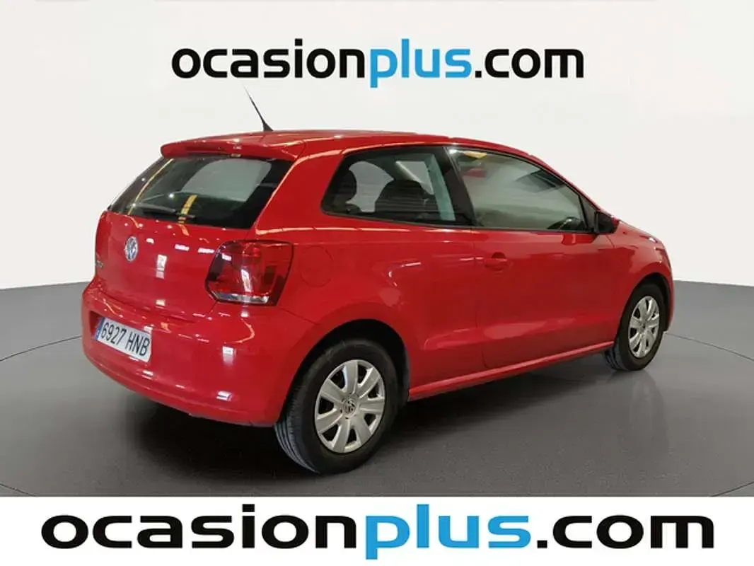 Usado VW Polo Advance 60 CV (44 kW) 2012 Rojo Utilitario