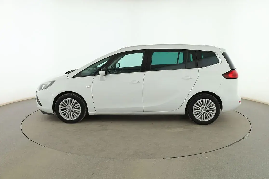 Usado Opel Zafira Tourer Selective 136 HP (100 kW) 2016 Branco Monovolume
