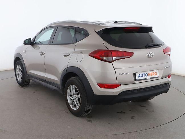 Usado Hyundai Tucson 133 CV (97 kW) 2016 Gris SUV
