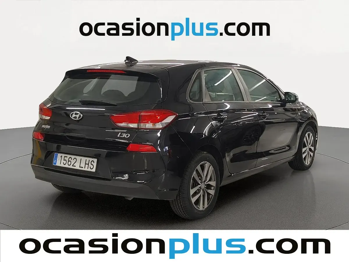 Usado Hyundai i30 95 CV (69 kW) 2020 Negro Utilitario