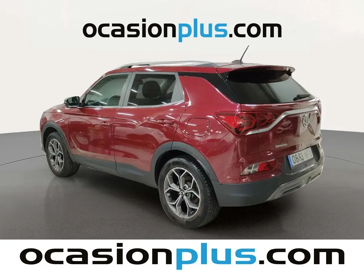Usado SsangYong Korando 149 CV (109 kW) 2023 Rojo SUV