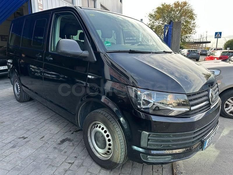 Usado VW Caravelle Trendline 150 CV (110 kW) 2017 Negro Monovolumen