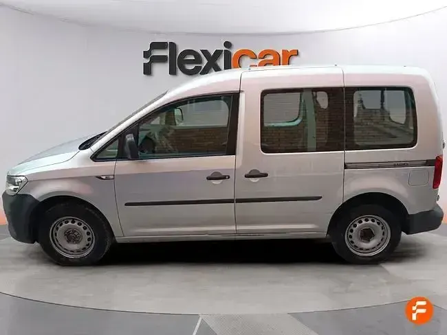 Usado VW Caddy Beach 102 CV (75 kW) 2019 Gris Monovolumen