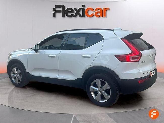 Usado Volvo XC40 156 CV (114 kW) 2018 Blanco SUV