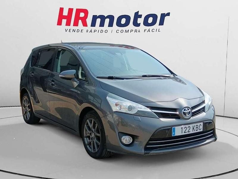 Gris Usado 2017 Toyota Verso Comfort Monovolumen | 14.100 € (Precio justo) - Imagen 1/4