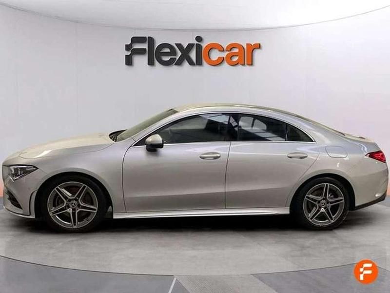 Usado Mercedes CLA220 190 CV (139 kW) 2025 Gris Berlina
