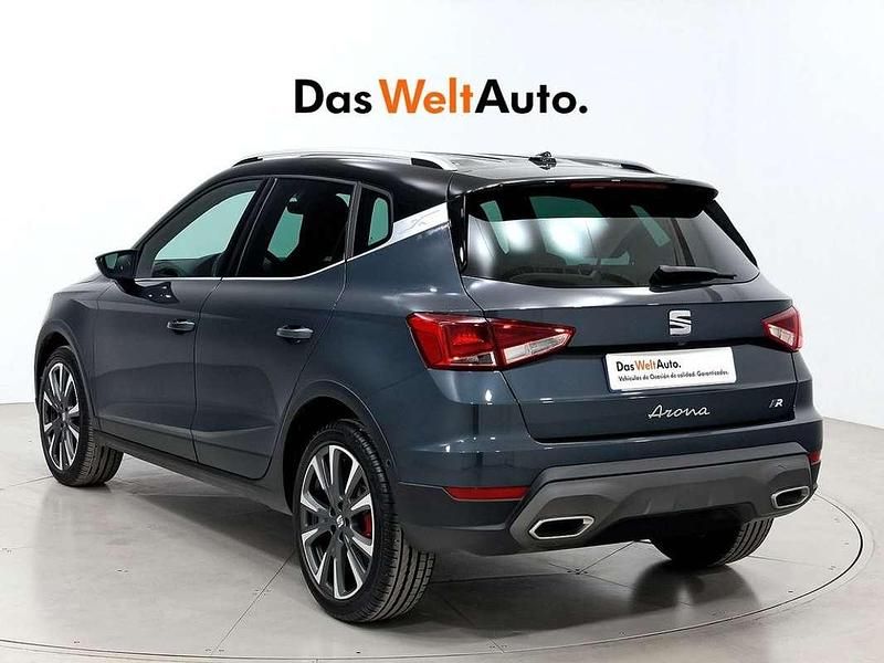 Usado Seat Arona FR 116 CV (85 kW) 2025 Gris SUV