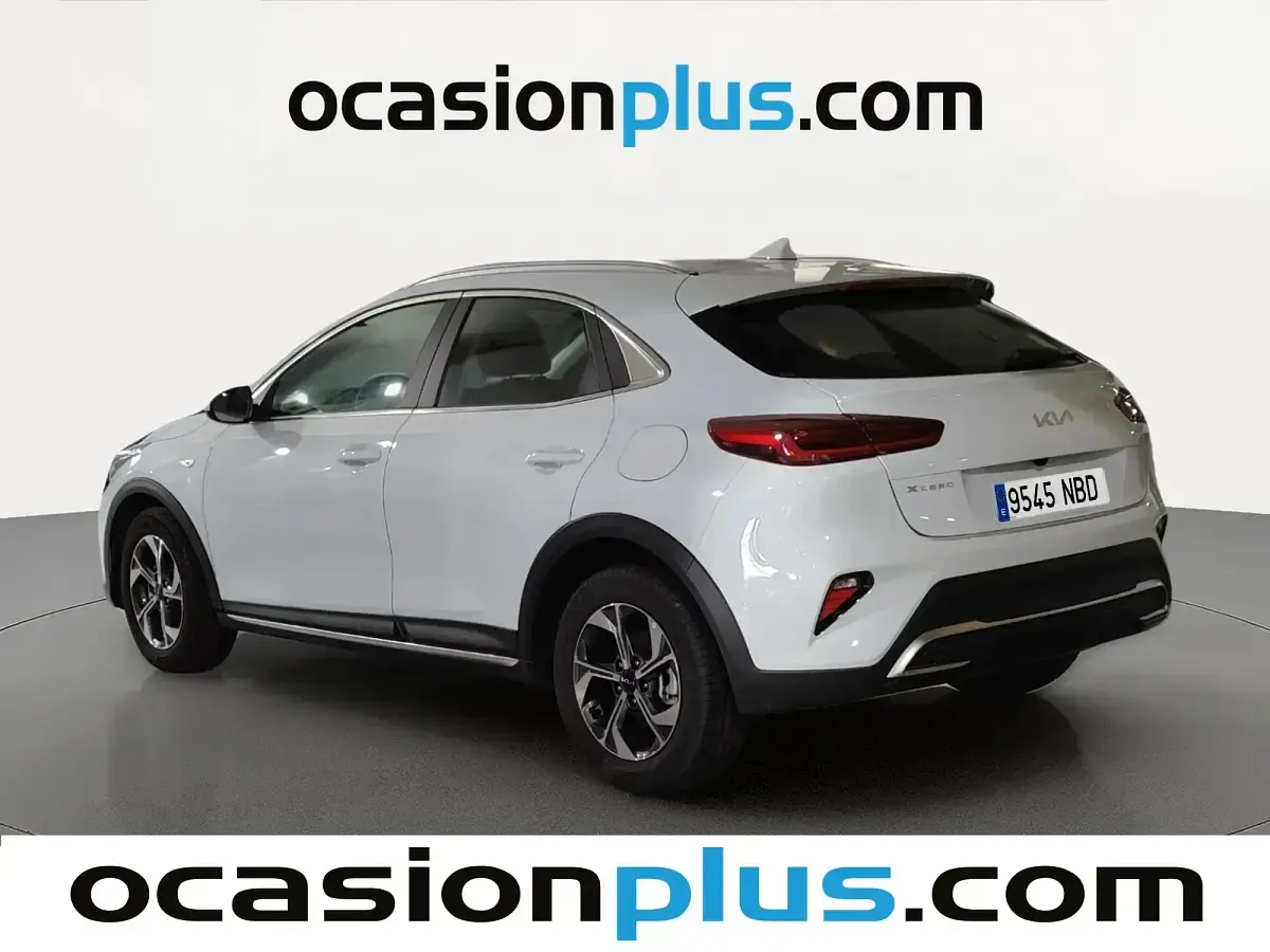 Usado Kia XCeed 100 CV (73 kW) 2025 Blanco SUV