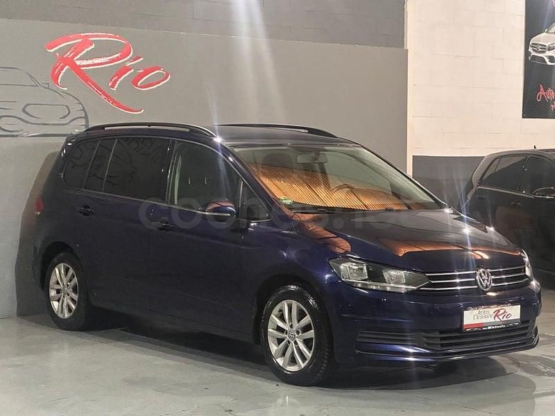 Usado VW Touran Sportline 150 CV (110 kW) 2015 Azul Monovolumen