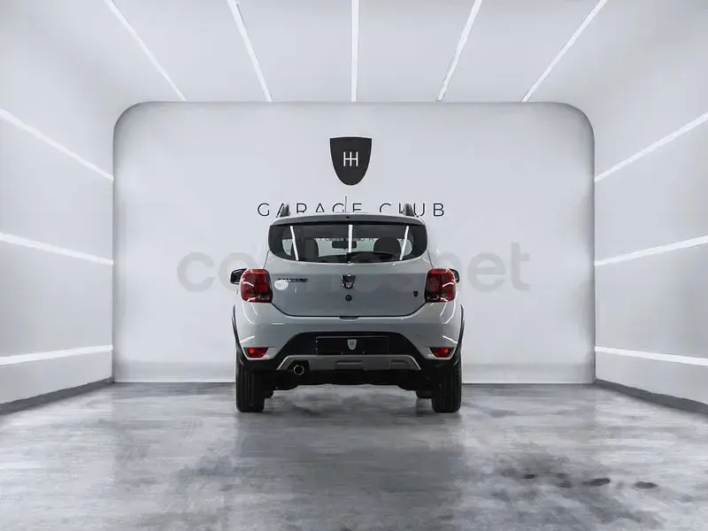 Usado Dacia Sandero Essentiel 101 CV (74 kW) 2020 Blanco Berlina