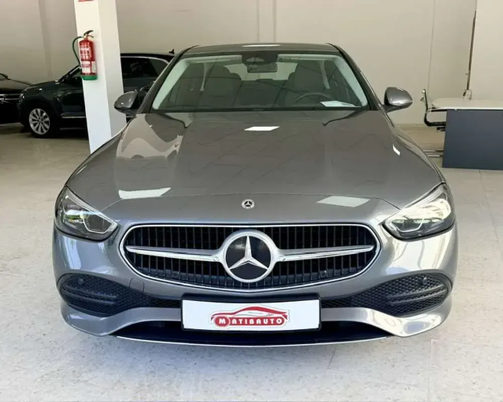 Usado Mercedes C220 200 CV (147 kW) 2023 Gris Berlina