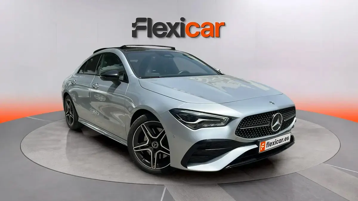 Usado Mercedes CLA200 163 CV (119 kW) 2025 Berlina