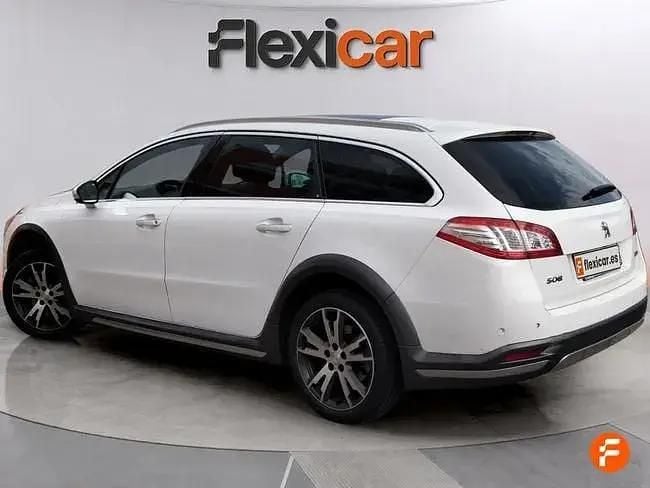 Usado Peugeot 508 RXH 180 CV (132 kW) 2016 Blanco Familiar