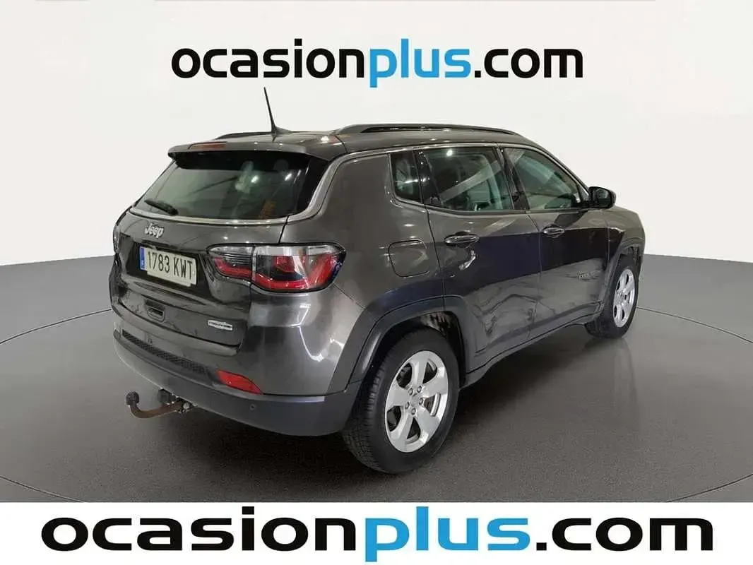 Usado Jeep Compass Longitude 120 CV (88 kW) 2019 Gris SUV