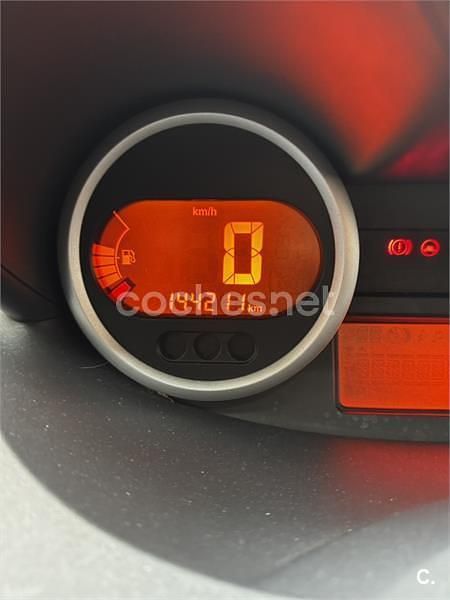Negro Usado 2009 Renault Twingo Authentique Utilitario | 3999 € (Un poco caro) - Imagen 1/1