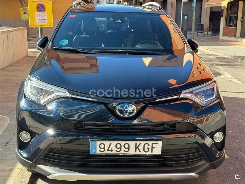 Usado Toyota RAV4 Hybrid Executive 197 CV (144 kW) 2017 Azul SUV