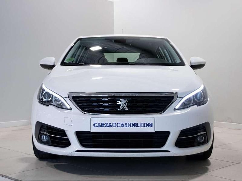 Usado Peugeot 308 Active 131 CV (96 kW) 2021 Blanco Utilitario