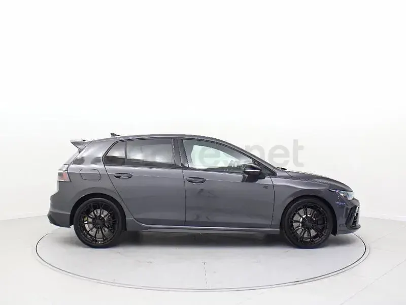 Usado VW Golf VIII Black Edition 333 CV (244 kW) 2026 Negro Berlina