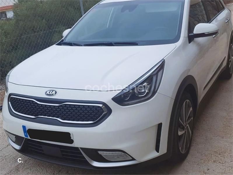 Usado Kia Niro 141 CV (103 kW) 2018 Blanco SUV