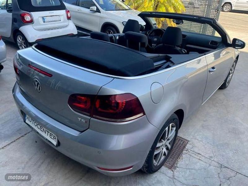 Usado VW Golf Cabriolet 122 CV (89 kW) 2013 Gris Descapotable