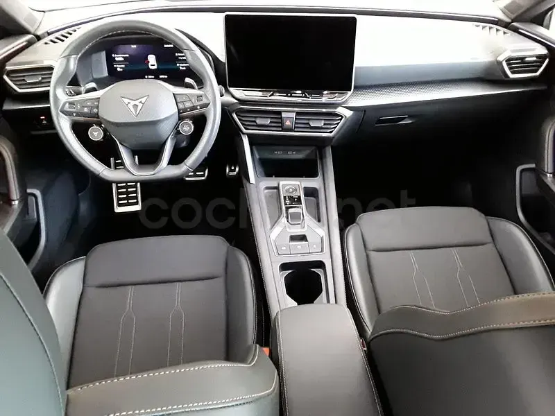 Usado Cupra Leon 150 CV (110 kW) 2025 Azul Familiar