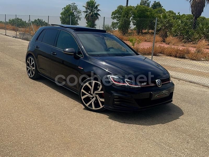 Negro Usado 2017 VW Golf VII GTI Berlina | 23.499 € (Precio justo) - Imagen 1/4