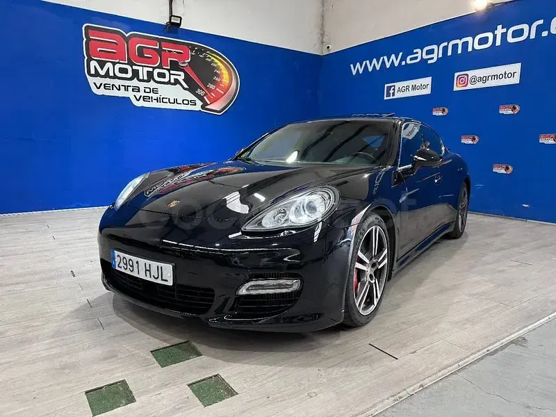 Usado Porsche Panamera Turbo 500 CV (367 kW) 2012 Negro Utilitario