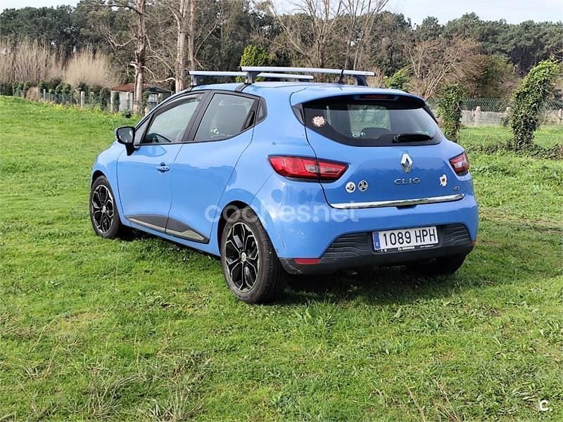 Usado Renault Clio IV Expression 90 CV (66 kW) 2013 Azul Berlina