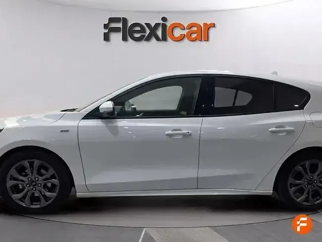Usado Ford Focus ST-Line 155 CV (114 kW) 2024 Blanco Berlina