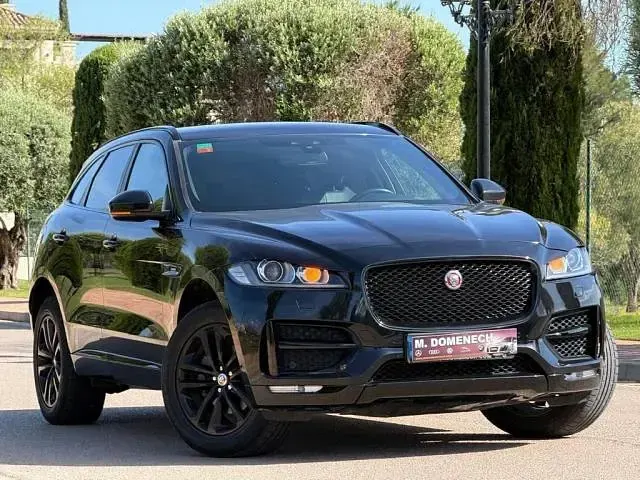 Usado Jaguar F-Pace R-Sport 180 CV (132 kW) 2016 Negro SUV
