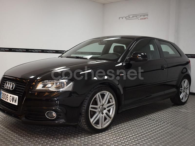Negro Usado 2010 Audi A3 Ambition Berlina | 9500 € (Precio justo) - Imagen 1/4