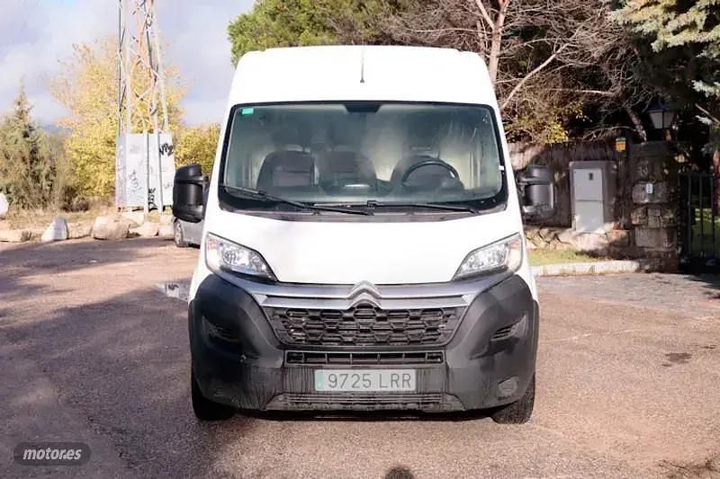 Usado Citroën Jumper 120 CV (88 kW) 2021 Blanco Monovolumen