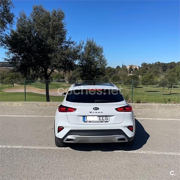 Usado Kia XCeed 140 CV (102 kW) 2020 Blanco SUV