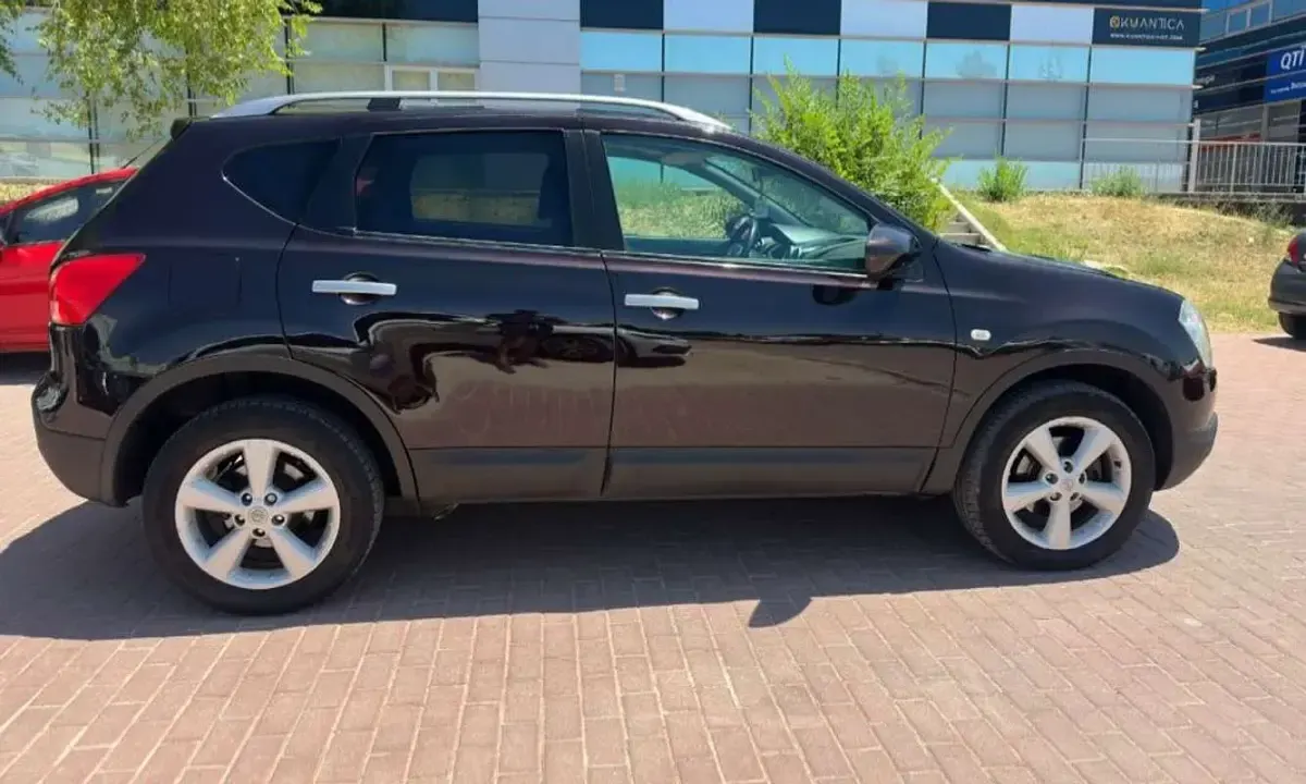 Usado Nissan Qashqai Premium Edition 150 CV (110 kW) 2010 Burdeos SUV