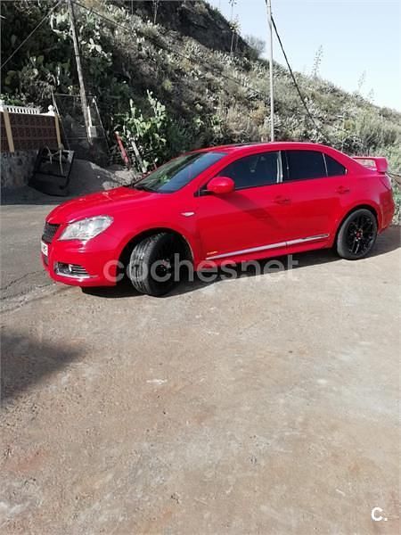 Usado Suzuki Kizashi Sport 178 CV (130 kW) 2014 Rojo Berlina