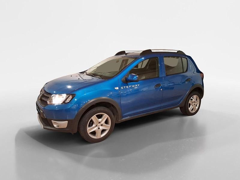 Azul Usado 2016 Dacia Sandero Stepway Berlina | 9490 € (Precio justo) - Imagen 1/4