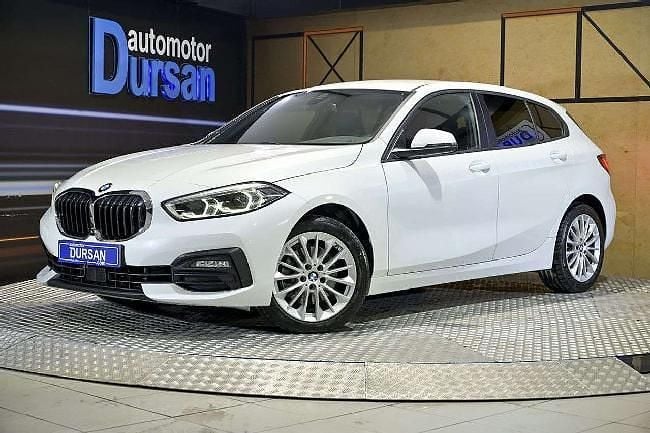 Usado BMW 118 Comfort Edition 150 CV (110 kW) 2020 Blanco Utilitario