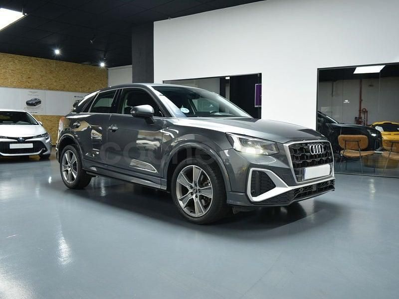 Usado Audi Q2 S-Line 150 CV (110 kW) 2022 Gris SUV