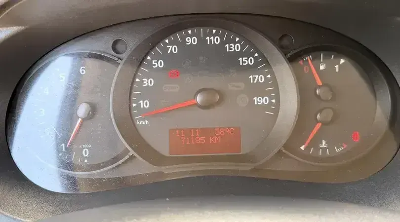 Usado Nissan NV250 Comfort 95 CV (69 kW) 2021 Blanco mineral (sólido) Van