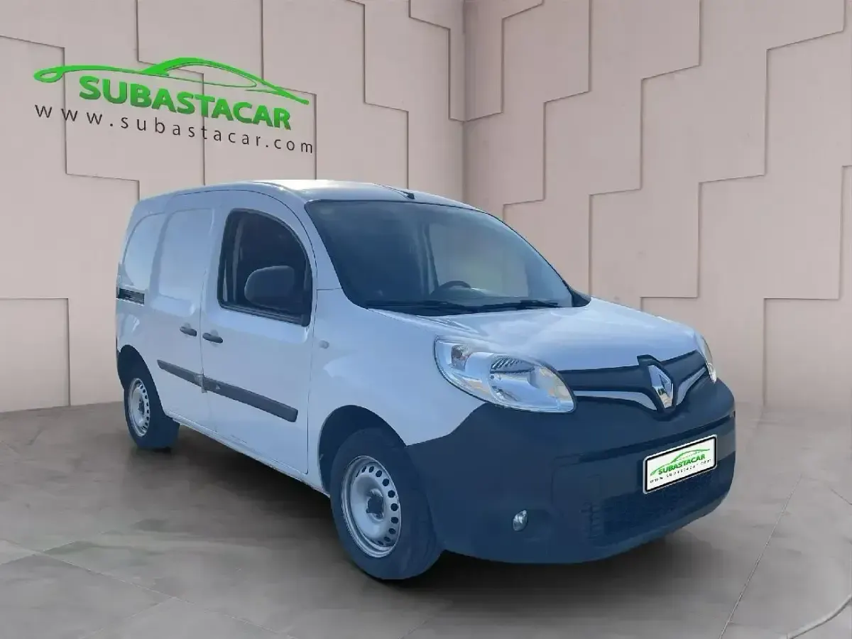 Usado Renault Kangoo 75 CV (55 kW) 2019 Blanco Monovolumen