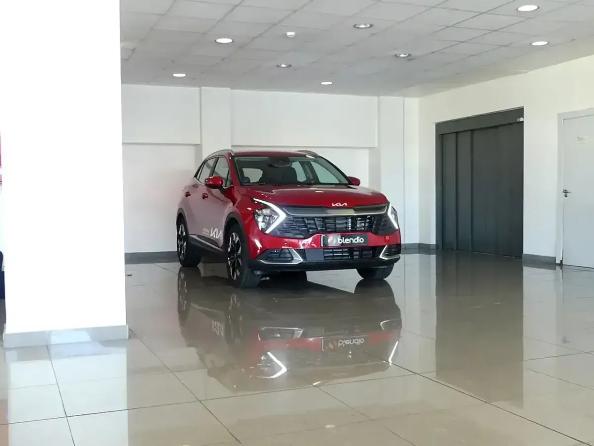 Usado Kia Sportage 265 CV (194 kW) 2024 Rojo SUV