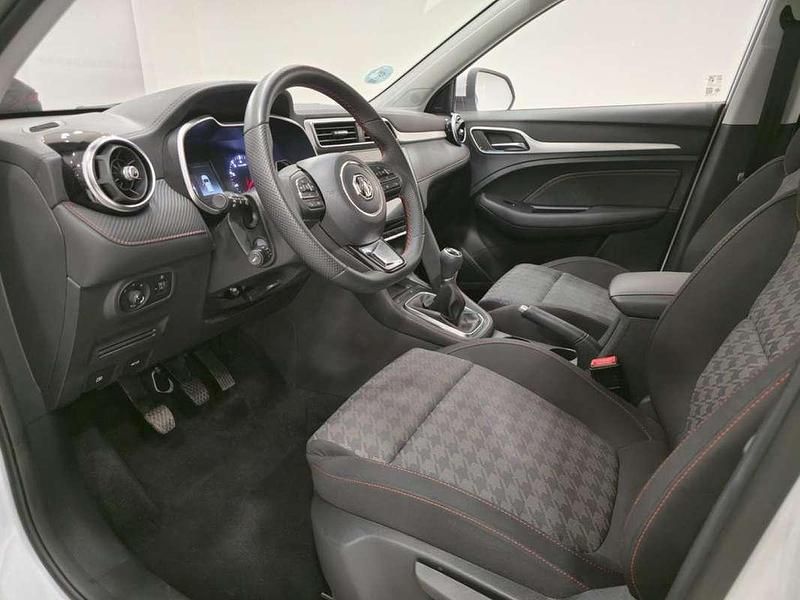 Usado MG ZS Comfort 106 CV (77 kW) 2025 Blanco SUV
