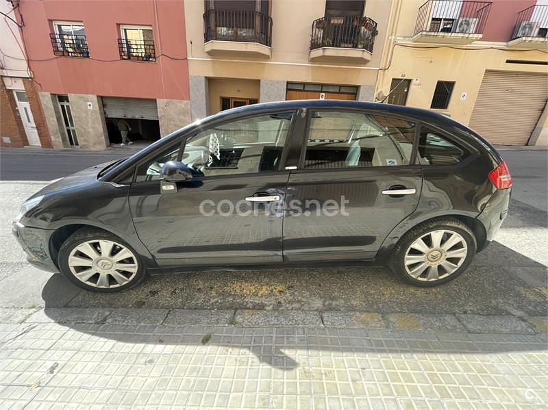 Usado Citroën C4 Exclusive 138 CV (101 kW) 2006 Negro Berlina