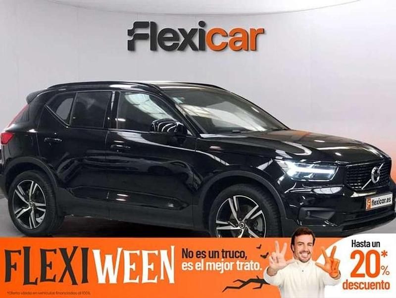 Negro Usado 2021 Volvo XC40 Inscription SUV | 25.490 € (Precio justo) - Imagen 1/4