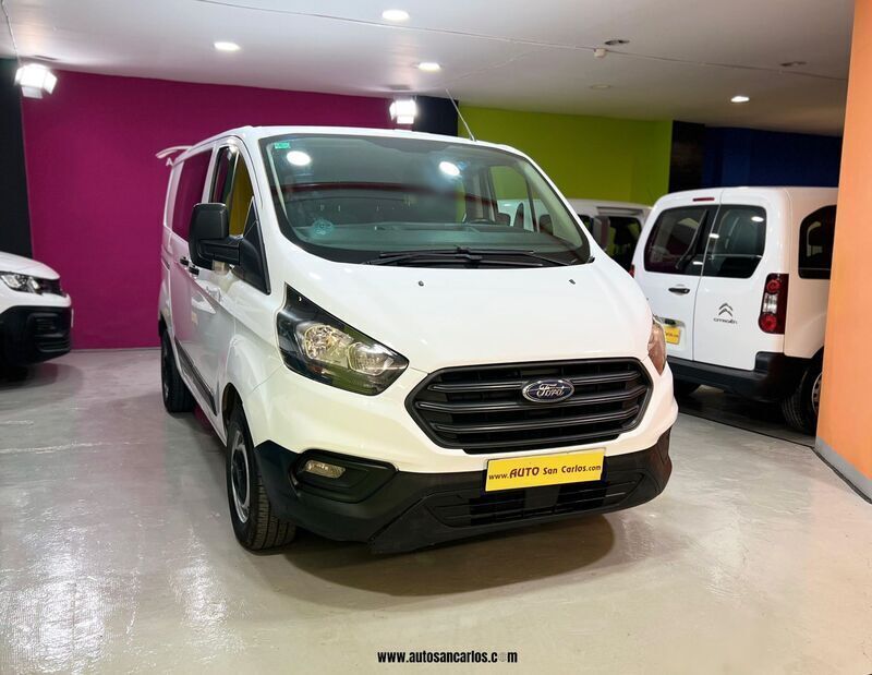 Blanco Usado 2018 Ford Transit Custom Ambiente Berlina | 13.900 € (Caro) - Imagen 1/4