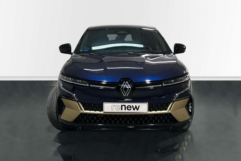 Usado Renault Megane E-Tech Iconic 160 kW (218 CV) 2022 Azul Utilitario