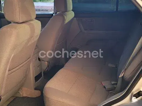 Usado Kia Sorento EX 140 CV (102 kW) 2006 Gris / plata SUV