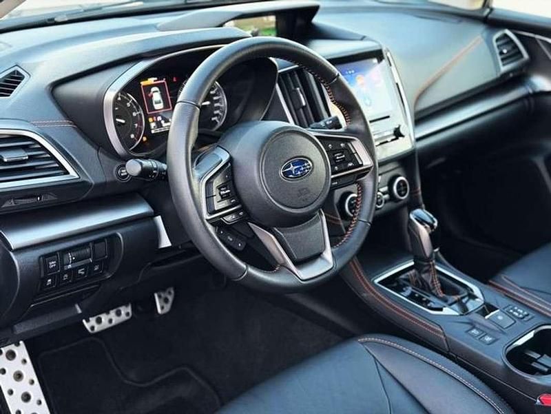 Usado Subaru XV 114 CV (83 kW) 2021 Gris SUV