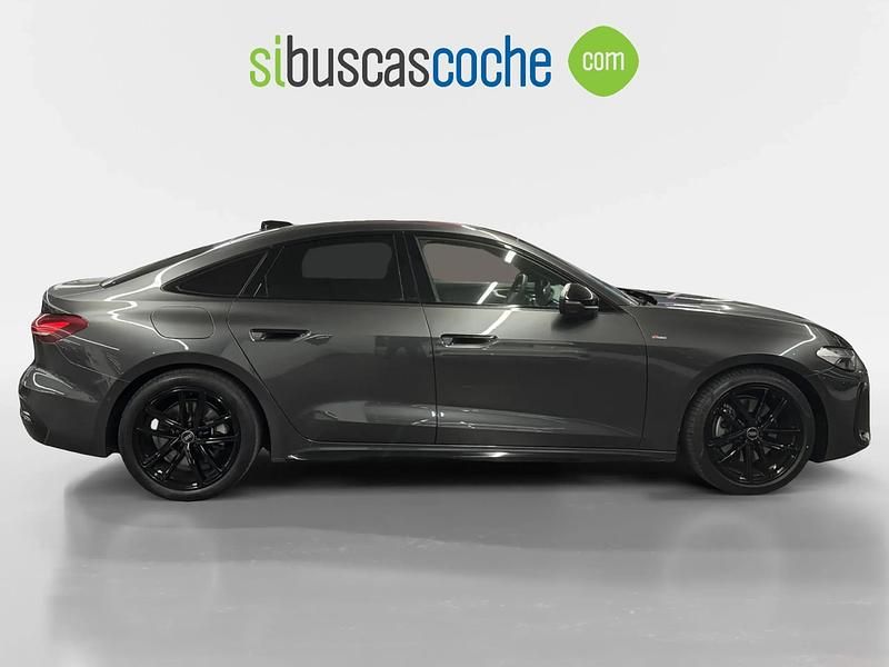 Usado Audi A5 204 CV (150 kW) 2025 Gris/plata